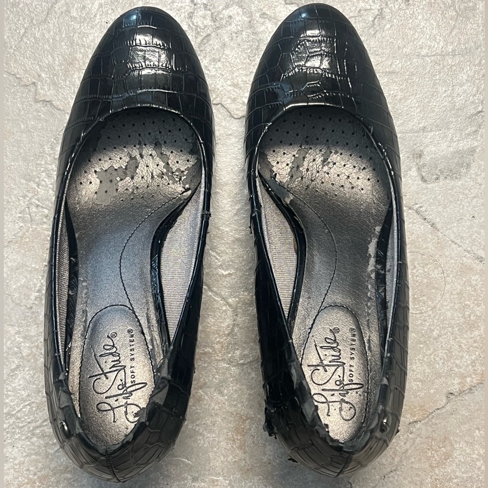 Well Worn Pumps